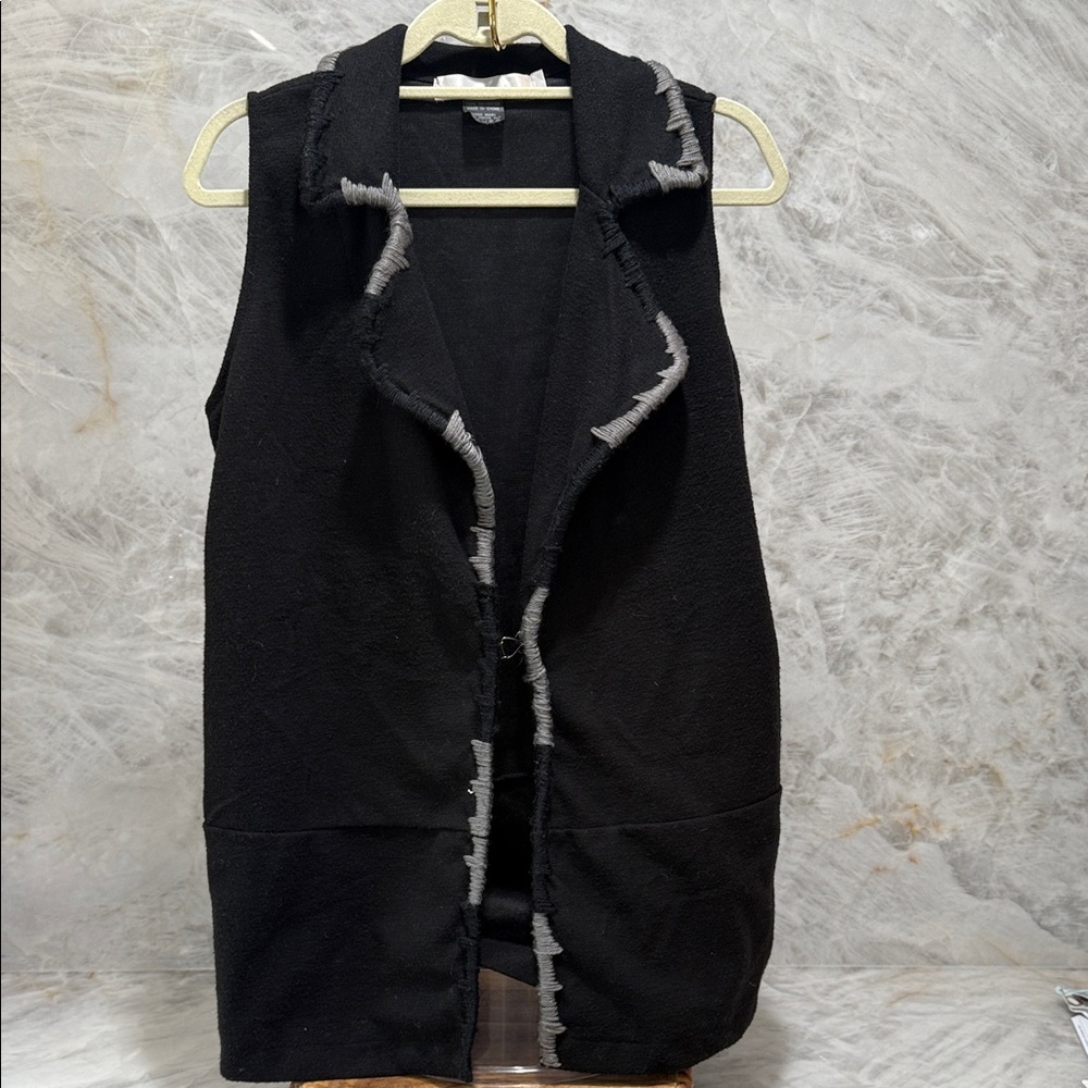 Black and Gray Women's Vest